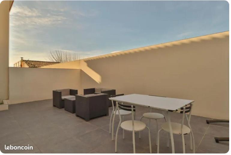 Maison De L'Occitanie Villa Bessan Kültér fotó